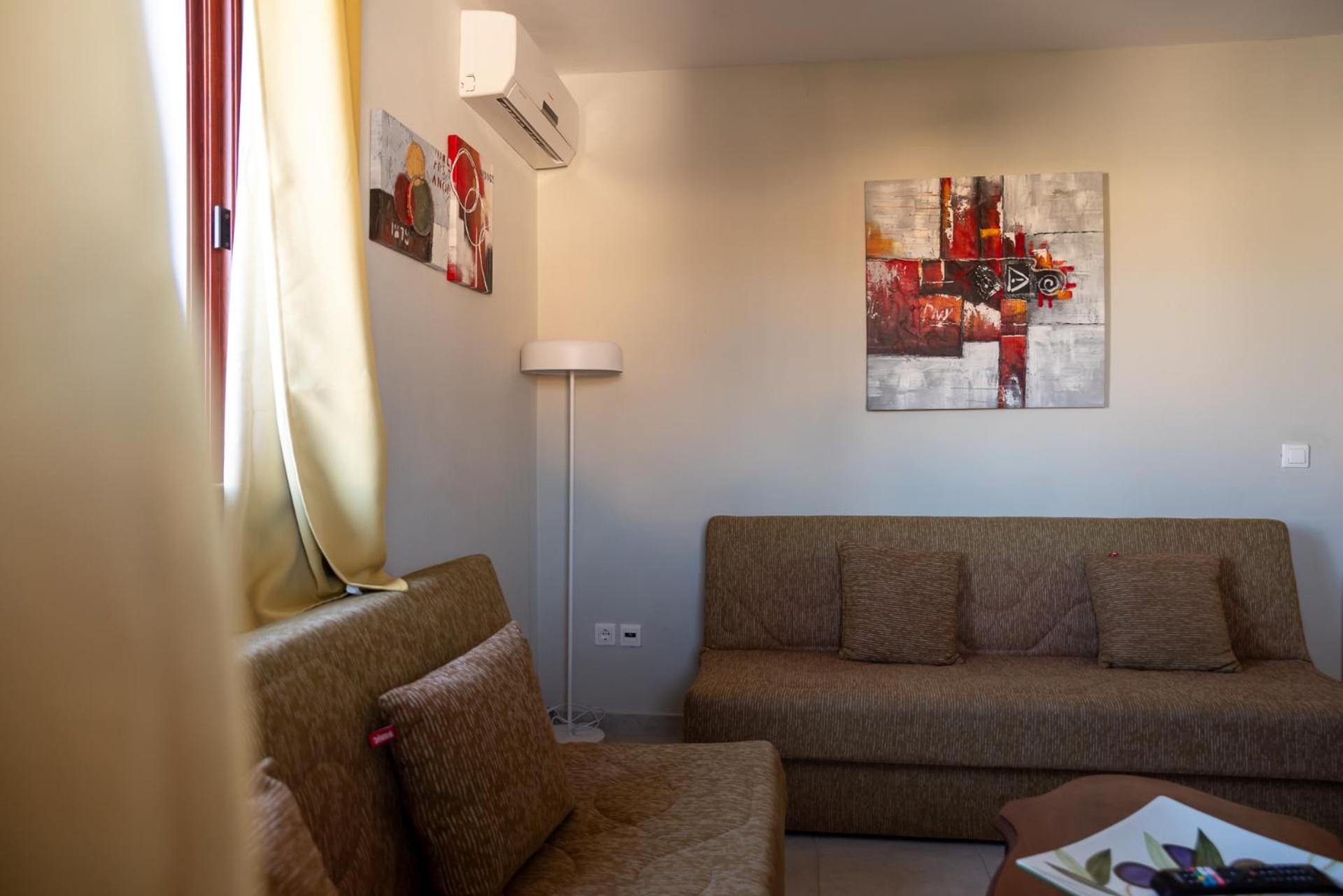 Stratos By Mroom Apartments Makrýgialos 外观 照片